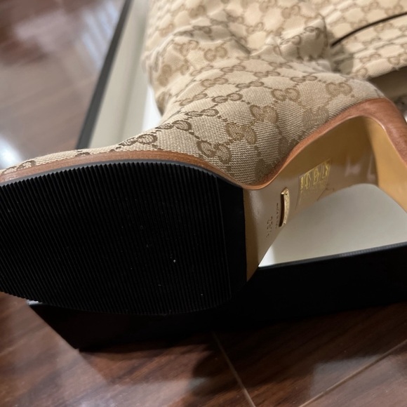 Gucci Beige Monogram canvas knee high boots 35.5 - Picture 4 of 8